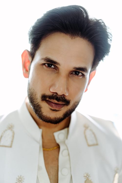 Amitt Singh look 1-06
